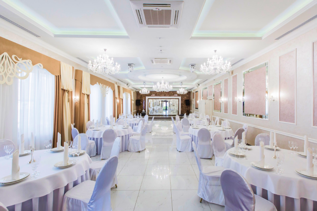 restaurant hall