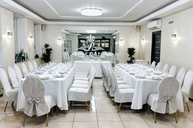restaurant hall